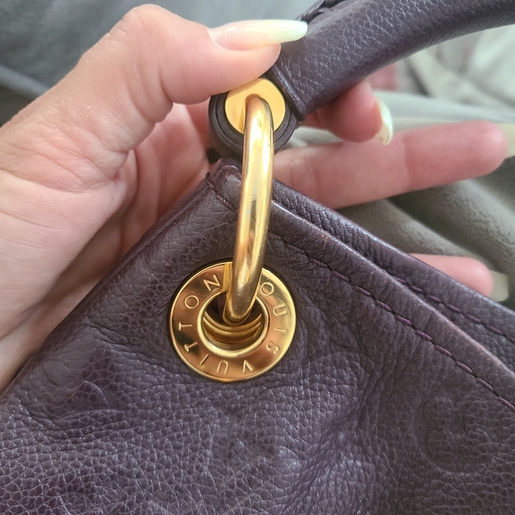 LOUIS VUITTON- Monogram Empreinte Artsy MM. Purple Est. Retail C$5,028.03 - Picture 7 of 13